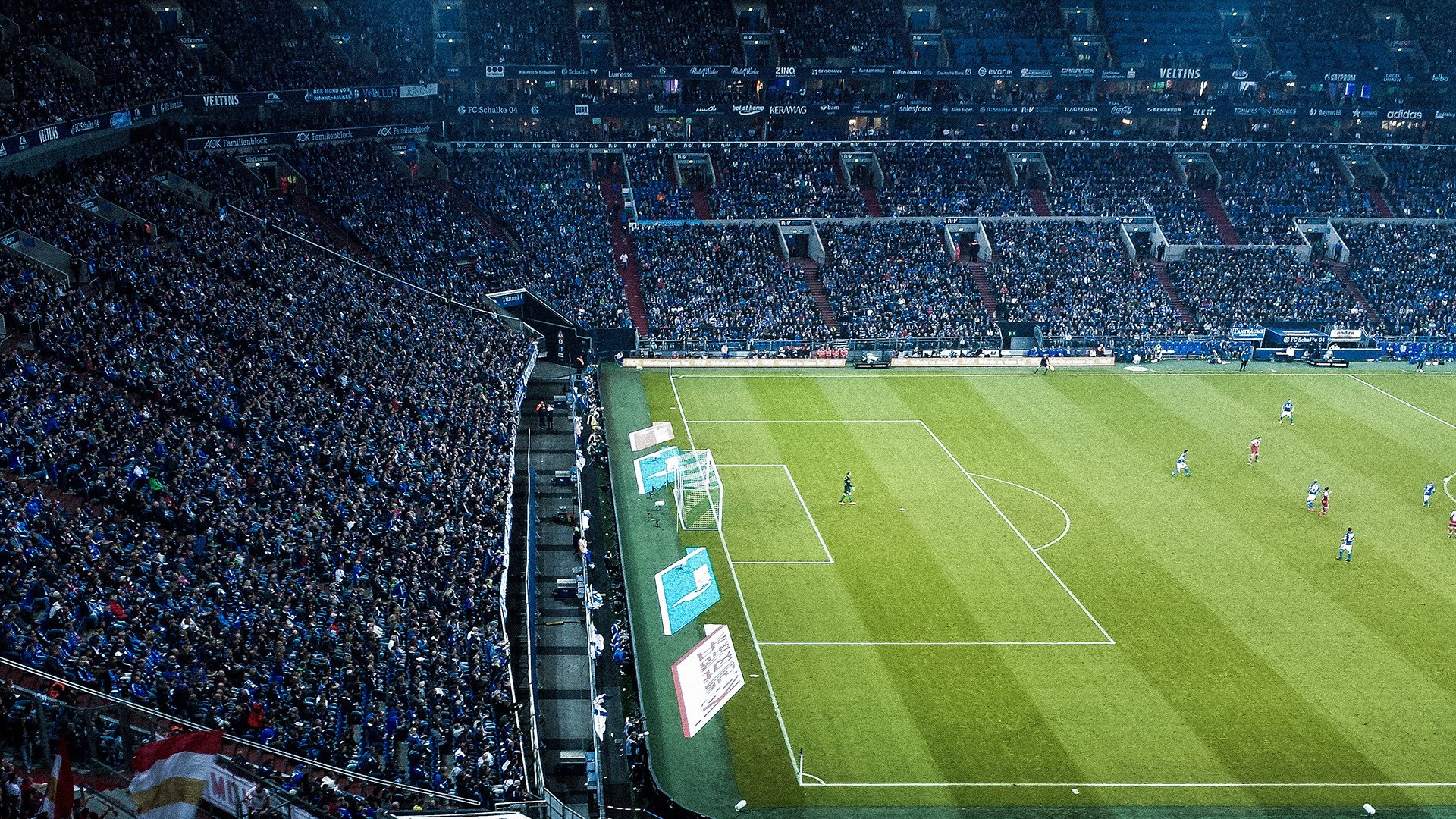 ayx爱游戏官网-西甲决战时刻：精彩瞬间引爆全场！，西甲经典比赛